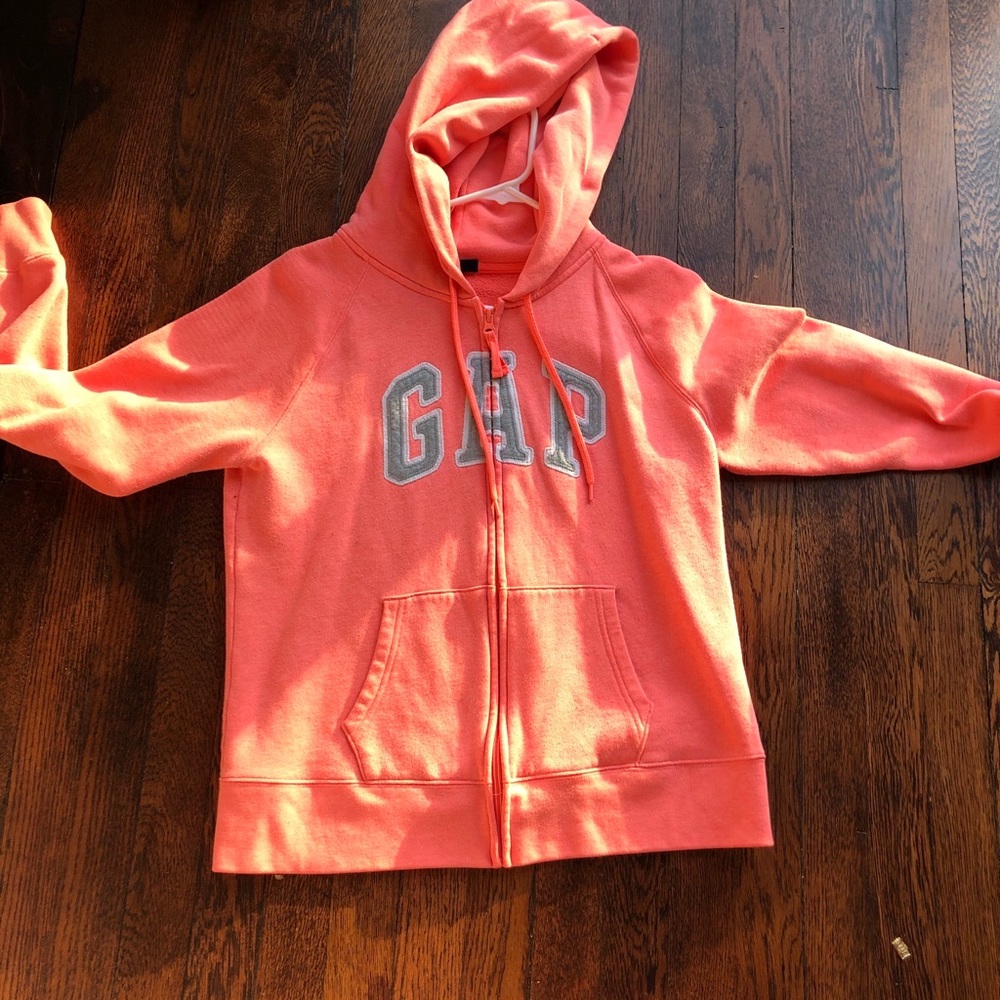 Women’s GAP full zip logo hoodie